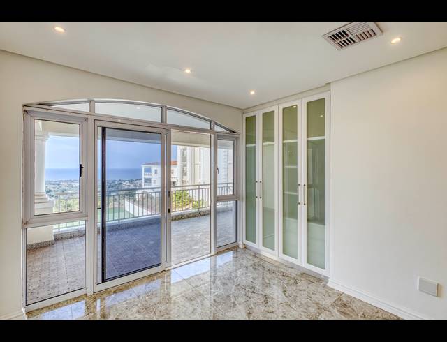 3 BEDROOM SIMPLEX FOR SALE IN LA LUCIA